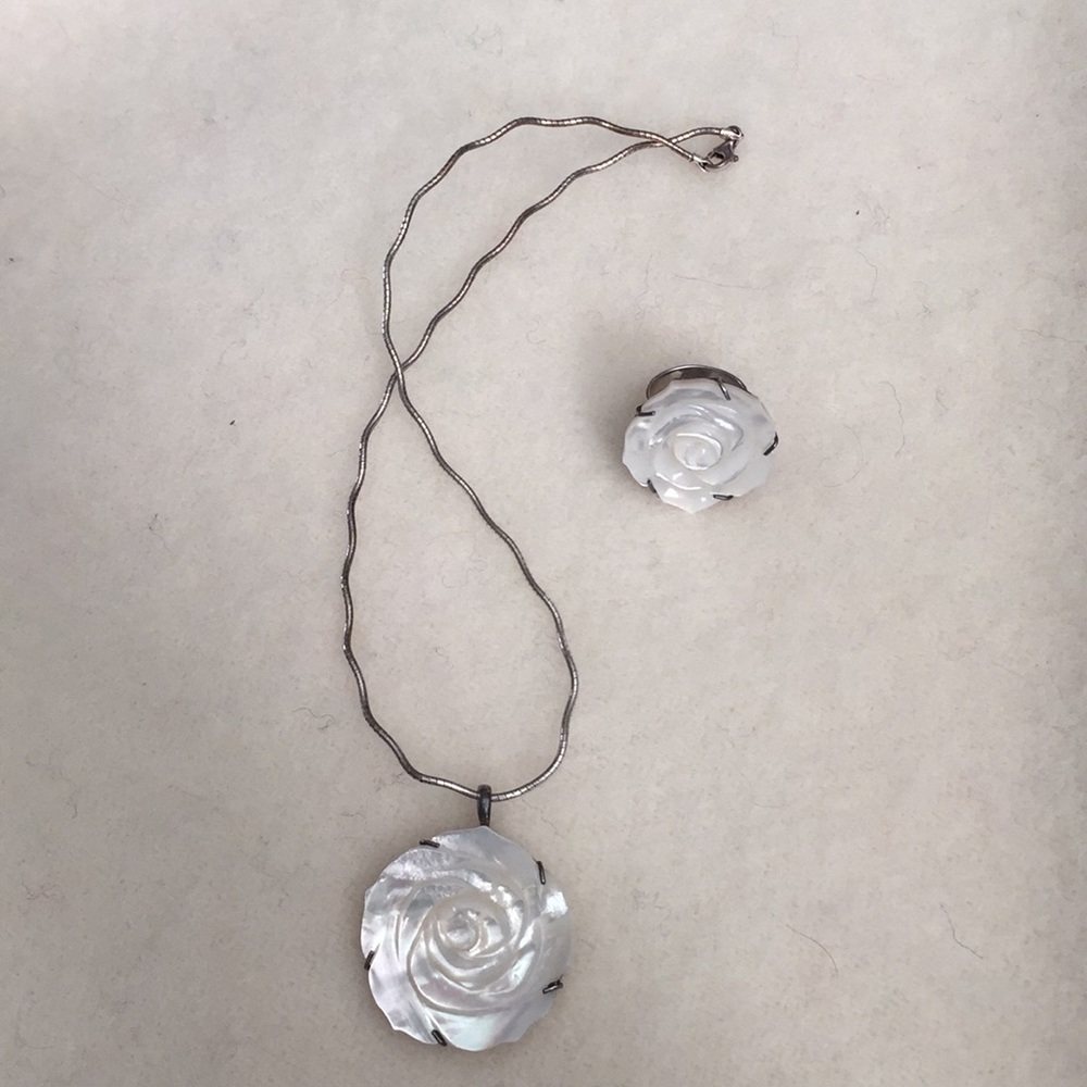 Mother of Pearl necklace and ring.
